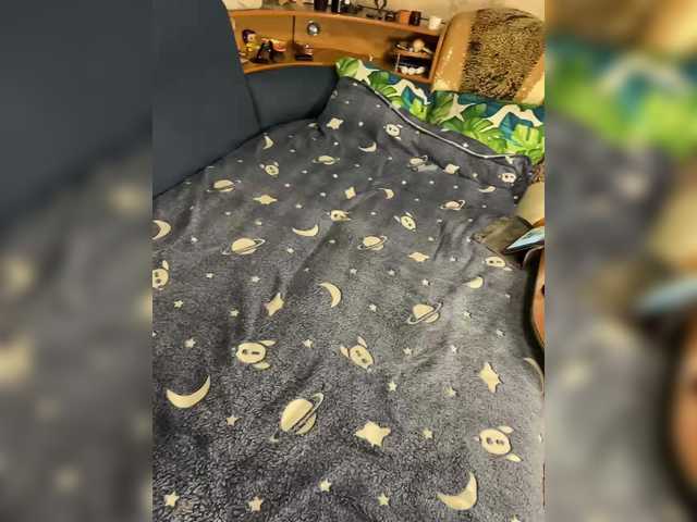 Entra en el chat con el modelo Sun-Moon Sun-Moon