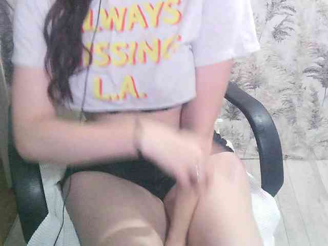 WildFantasyPassionx webcam