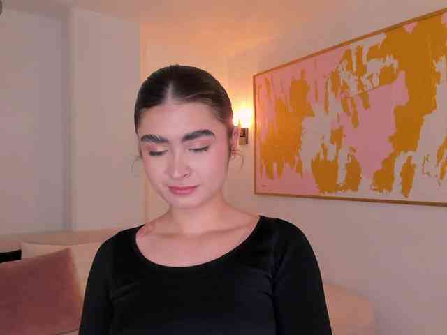 LucyWeiss webcam