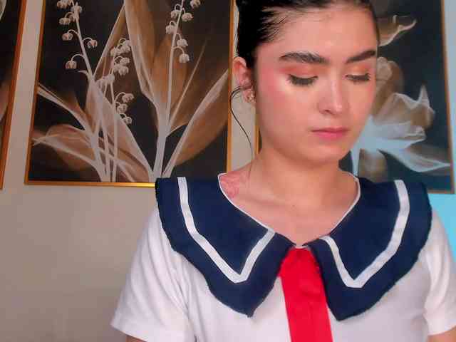 LucyWeiss webcam
