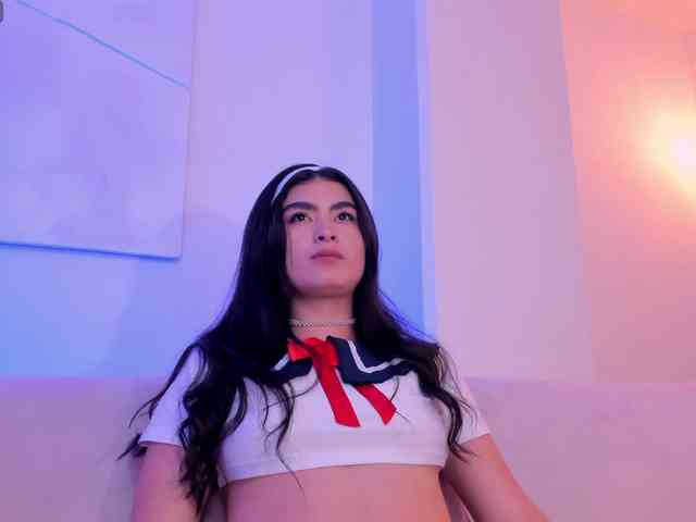 LucyWeiss webcam