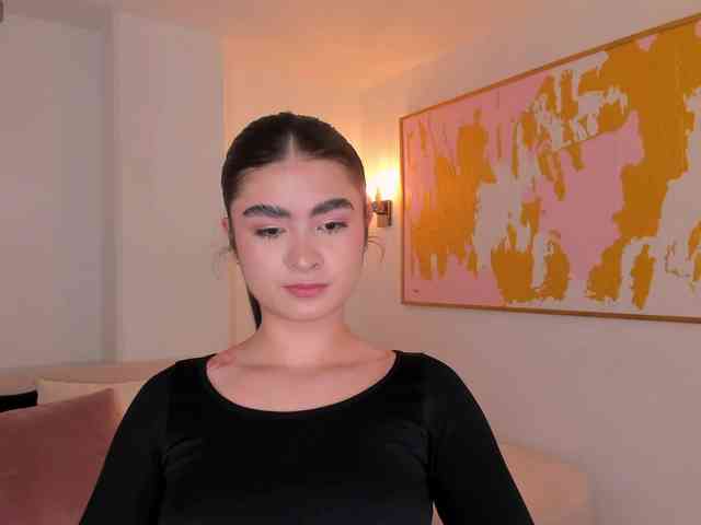 LucyWeiss webcam