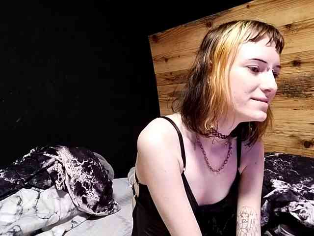 NellieKlingelhoefer webcam