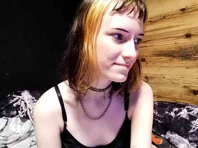 NellieKlingelhoefer webcam