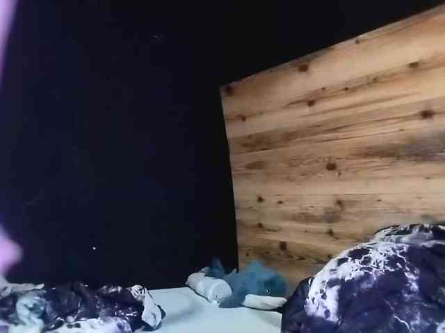 NellieKlingelhoefer webcam