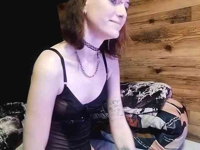 NellieKlingelhoefer webcam