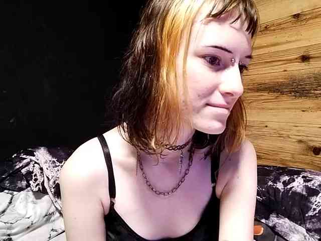 NellieKlingelhoefer webcam