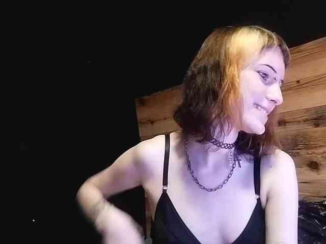 NellieKlingelhoefer webcam