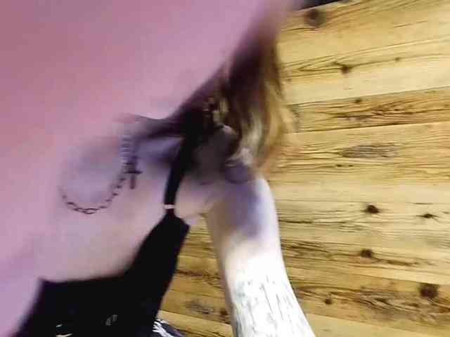 NellieKlingelhoefer webcam