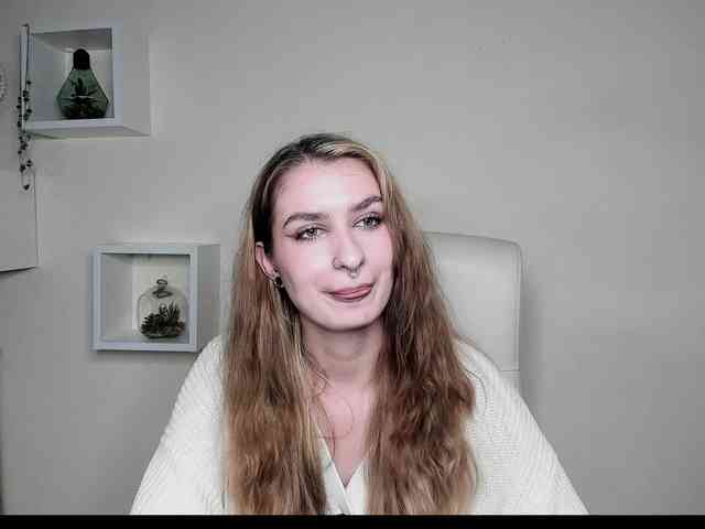 HotNina19 webcam