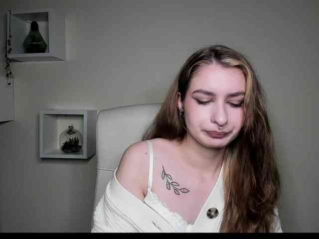HotNina19 webcam