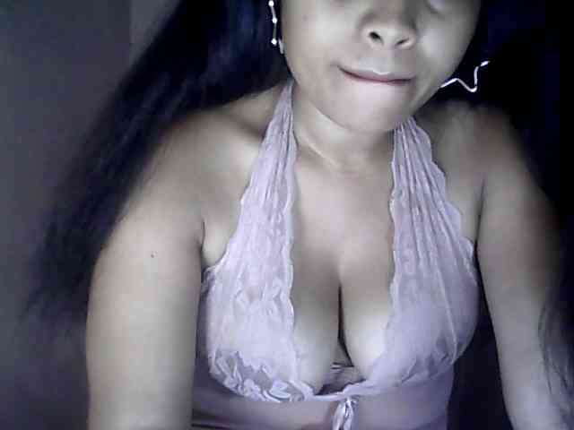 Brendah23 webcam