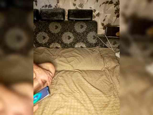 Cat-Bars69 webcam