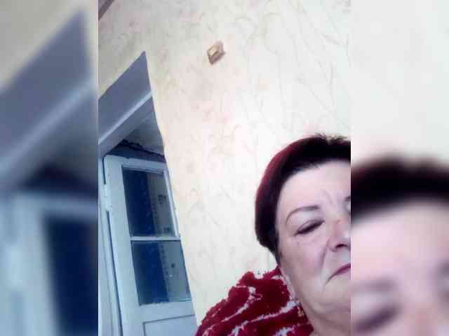 Empresswoman webcam