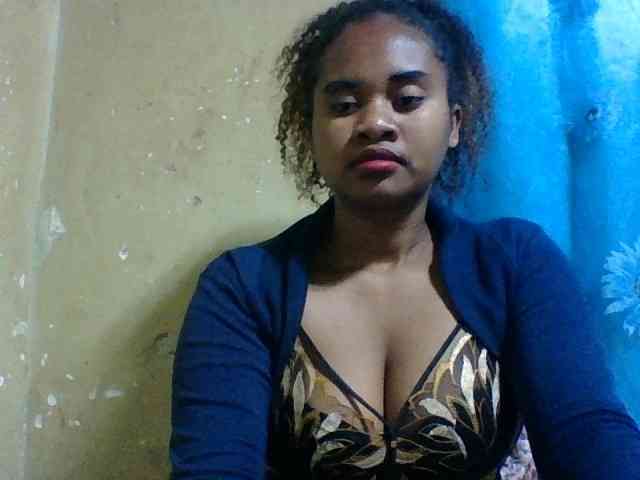 Marie121 webcam