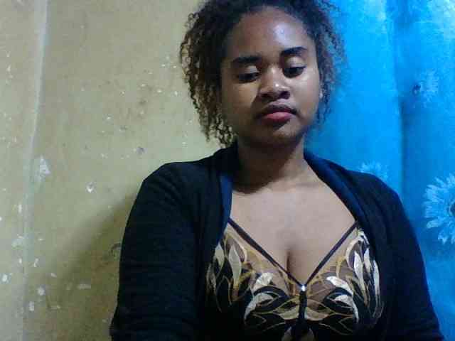 Marie121 webcam