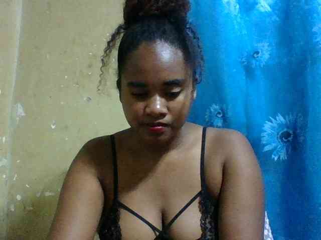 Marie121 webcam