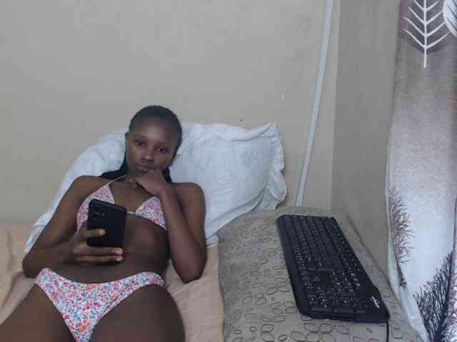 NawtyLarissa webcam
