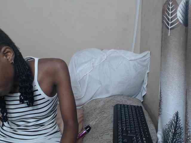 NawtyLarissa webcam