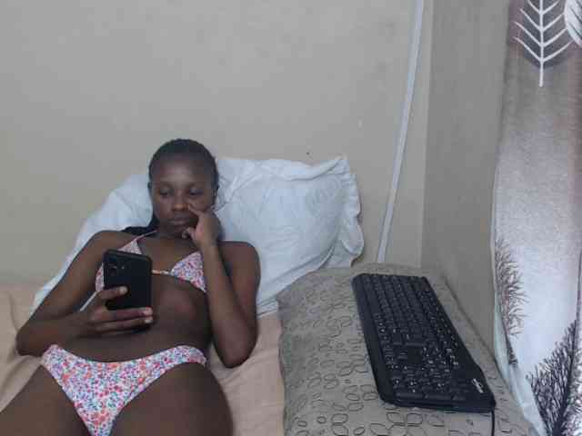 NawtyLarissa webcam