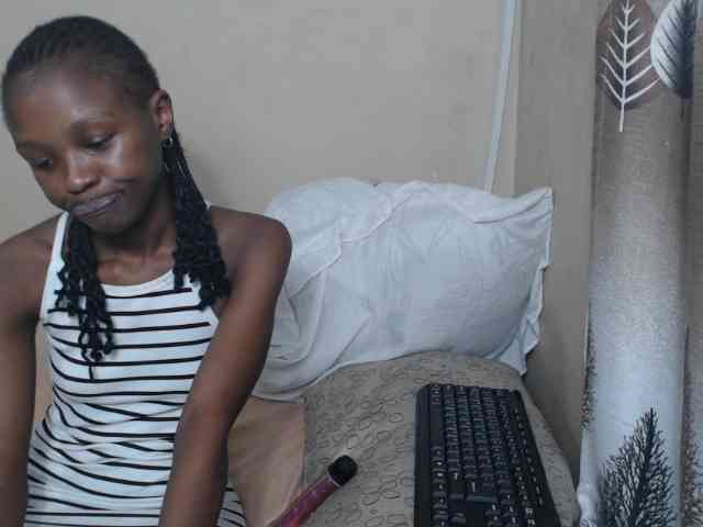 NawtyLarissa webcam