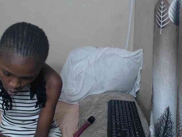NawtyLarissa webcam