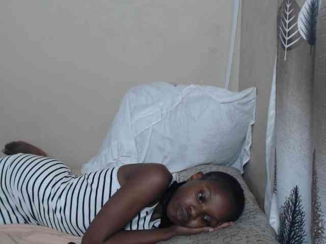 NawtyLarissa webcam