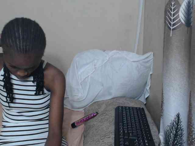 NawtyLarissa webcam