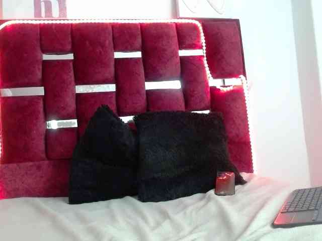 Pamelacruzthx webcam