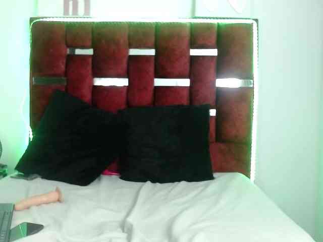 Pamelacruzthx webcam