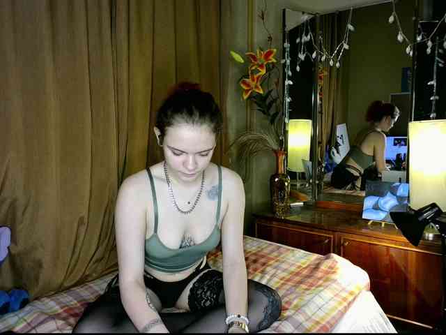 LilitDays webcam