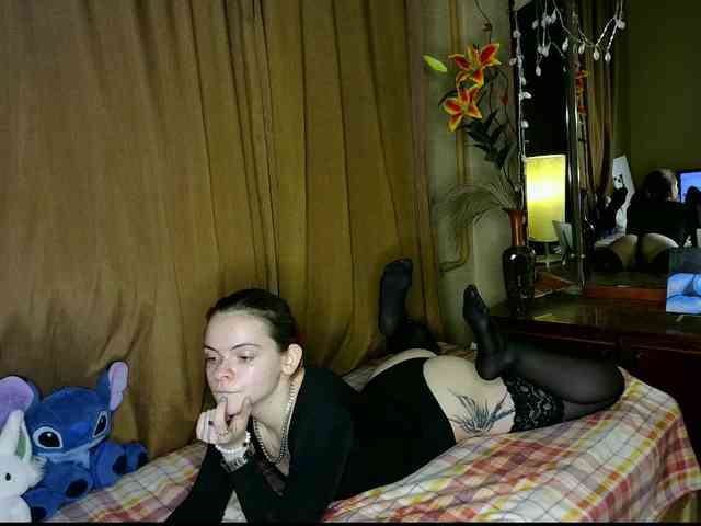 LilitDays webcam