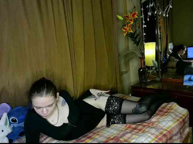 LilitDays webcam