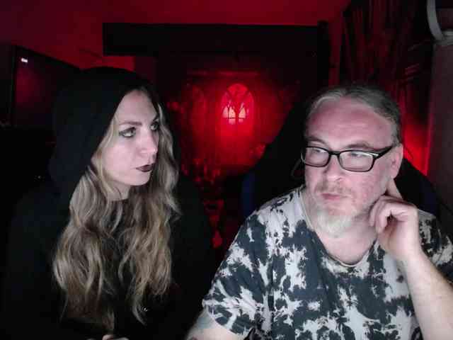 GiselleandJay webcam