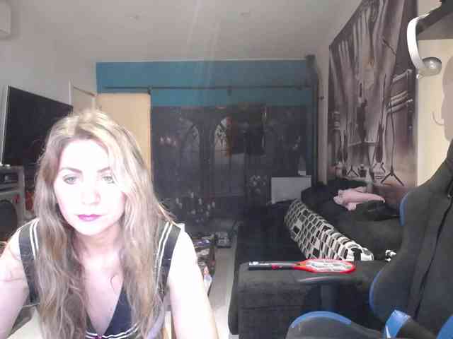 GiselleandJay webcam