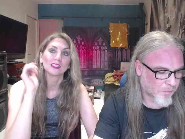 GiselleandJay webcam