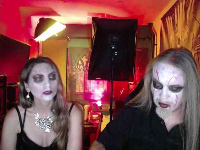 GiselleandJay webcam