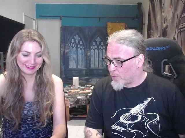 GiselleandJay webcam