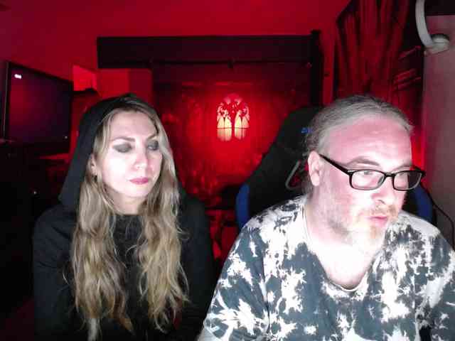 GiselleandJay webcam