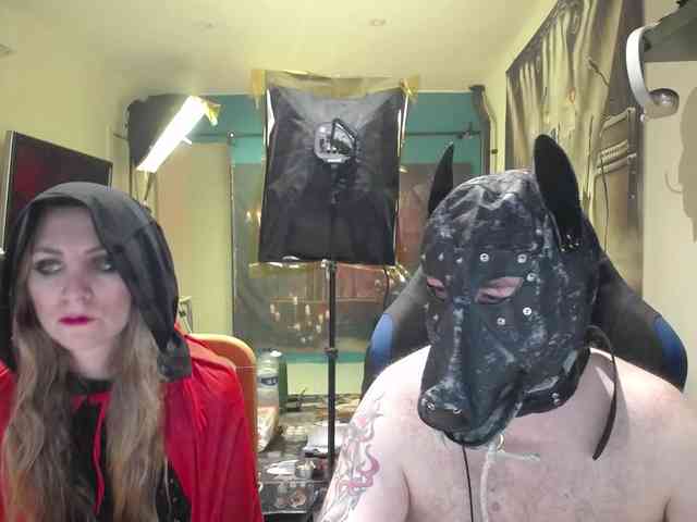 GiselleandJay webcam