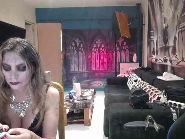 GiselleandJay webcam
