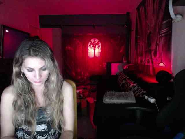 GiselleandJay webcam