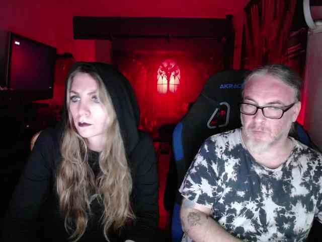 GiselleandJay webcam