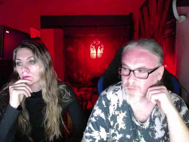 GiselleandJay webcam