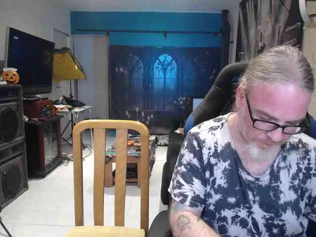 GiselleandJay webcam