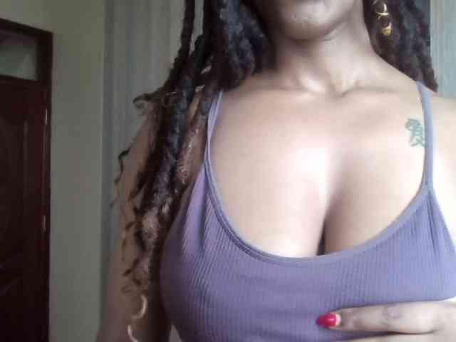 Saharangoddess webcam