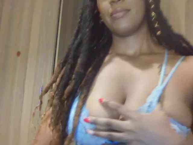 Saharangoddess webcam