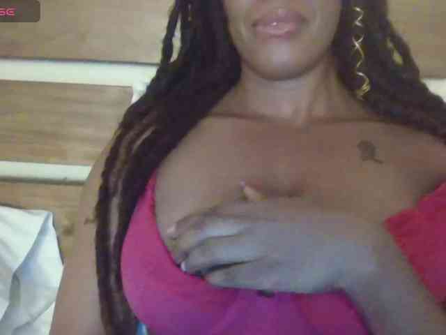 Saharangoddess webcam