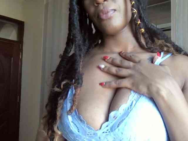 Saharangoddess webcam