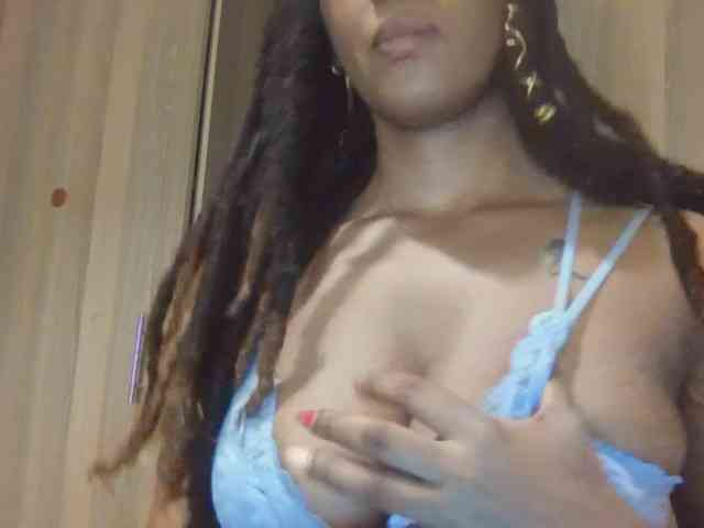 Saharangoddess webcam